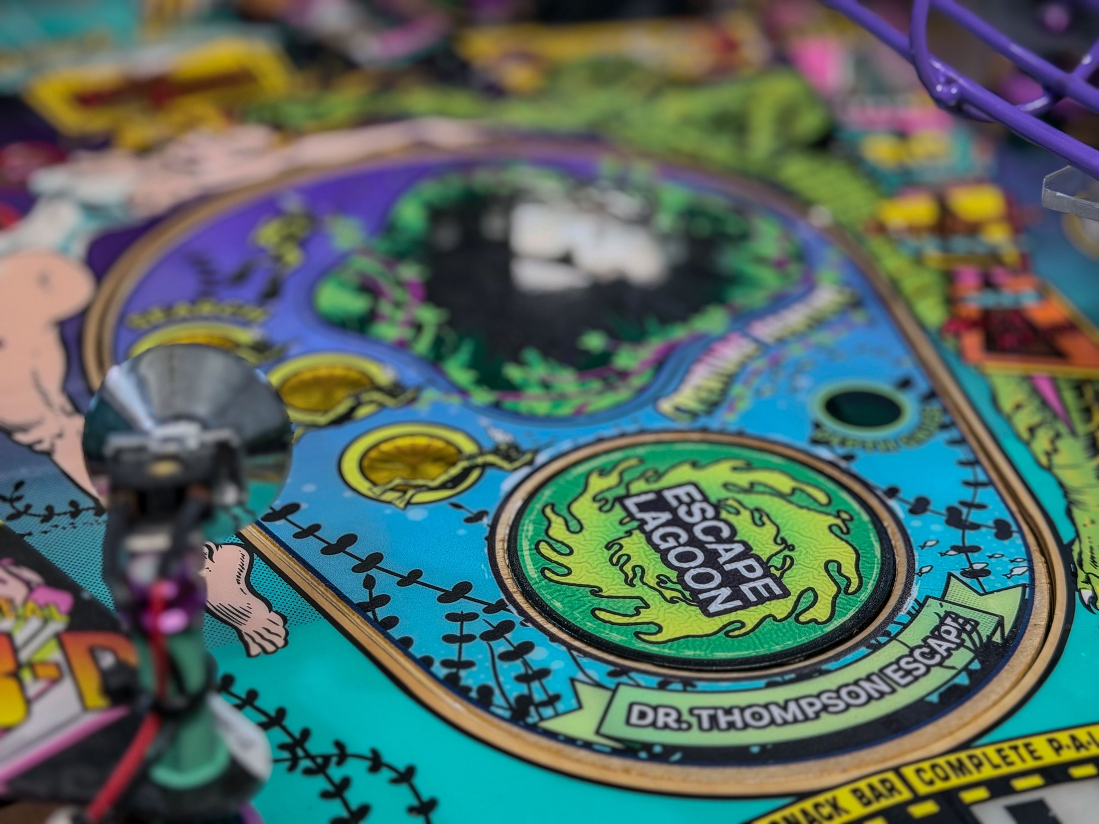 Escape the Lagoon spinner and playfield detail