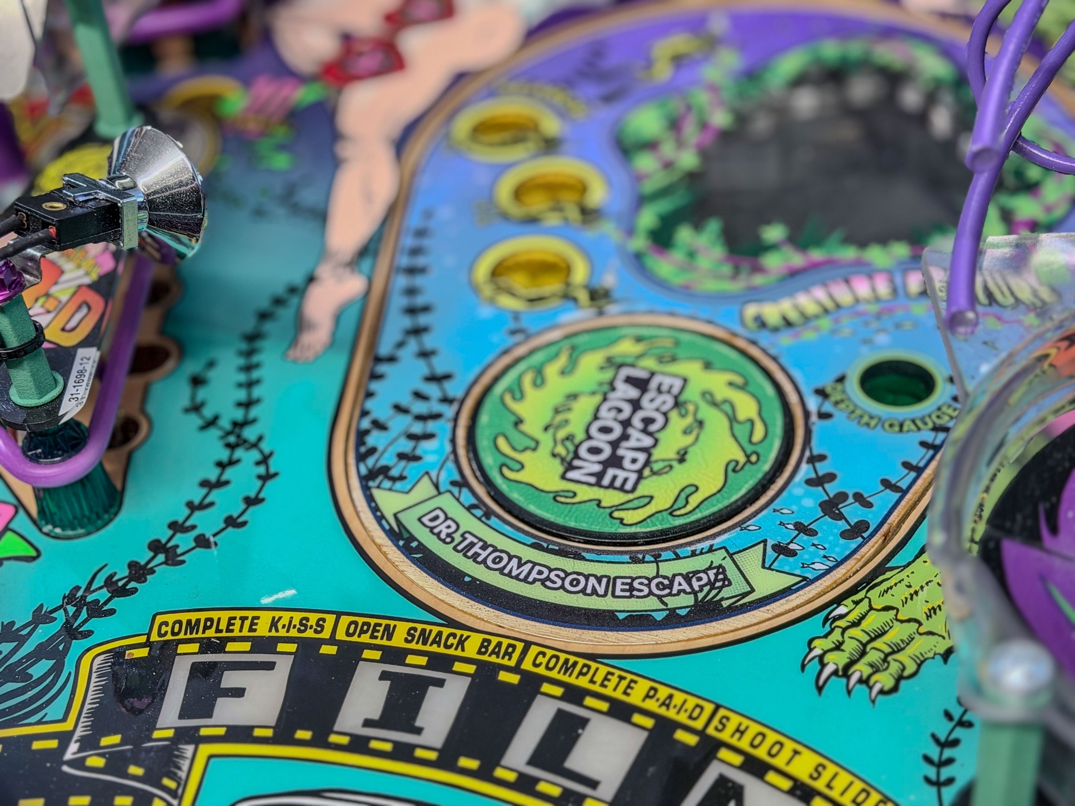 Escape the Lagoon spinner, inserts and Creature window